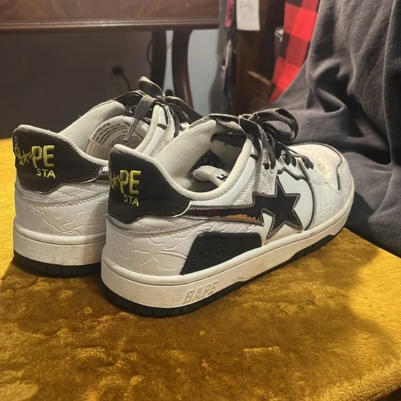 BAPE sk8stas worn well but no damage